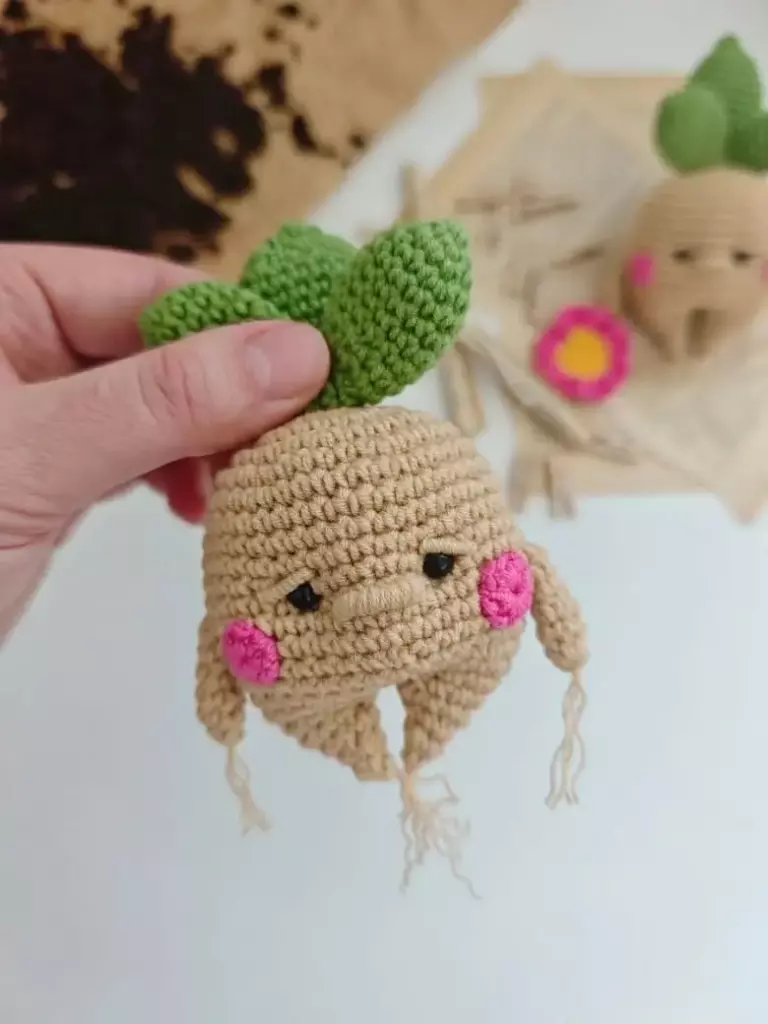 Crochet Mandrake plant amigurumi