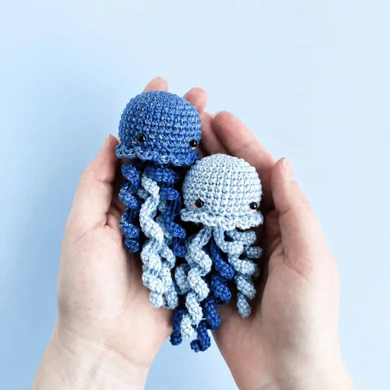 Free jellyfish crochet pattern